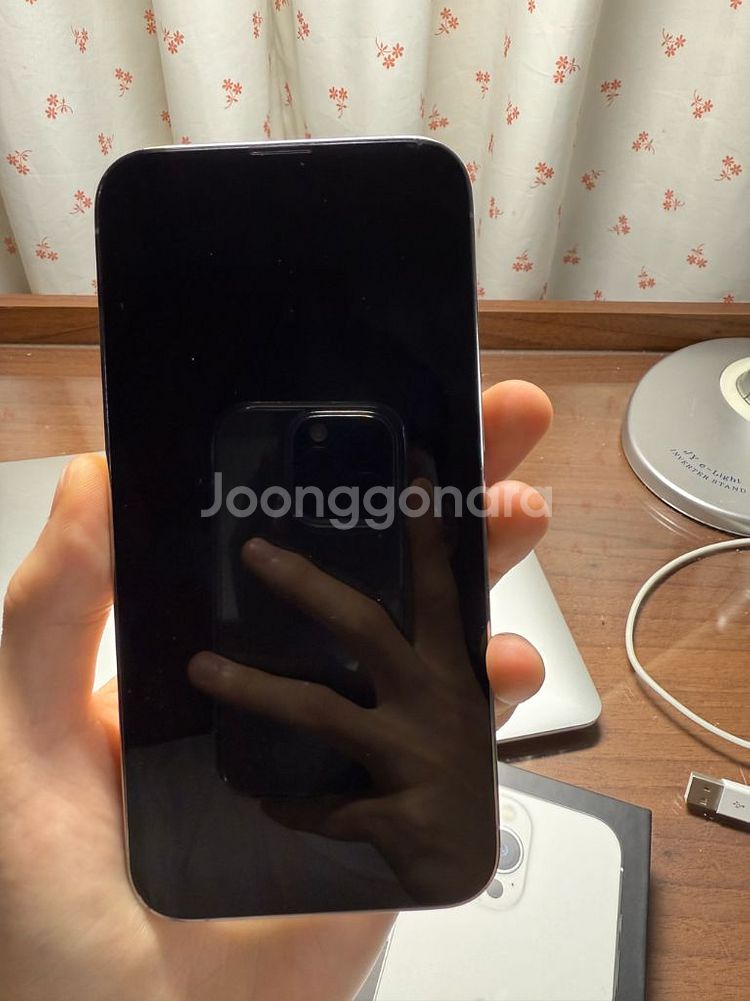 아이폰 13프로 화이트 128GB 자급제--1