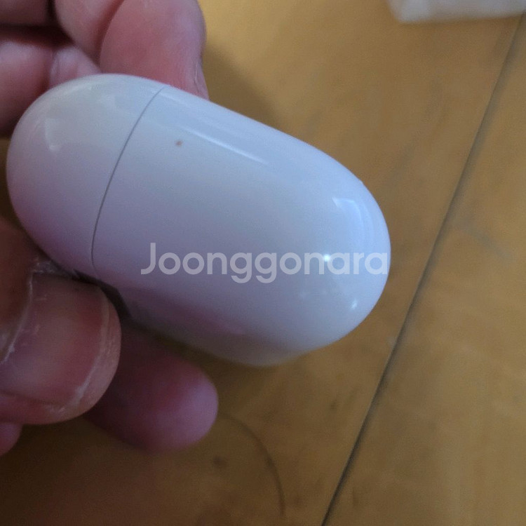 에어팟프로 2세대 본체만입니다--3