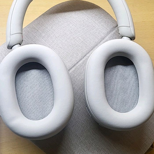 소니 WH-1000XM5 실버