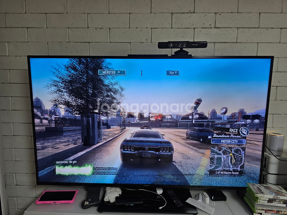 XBOX360S+키넥트+패드2개+게임10개 팝니다.--7