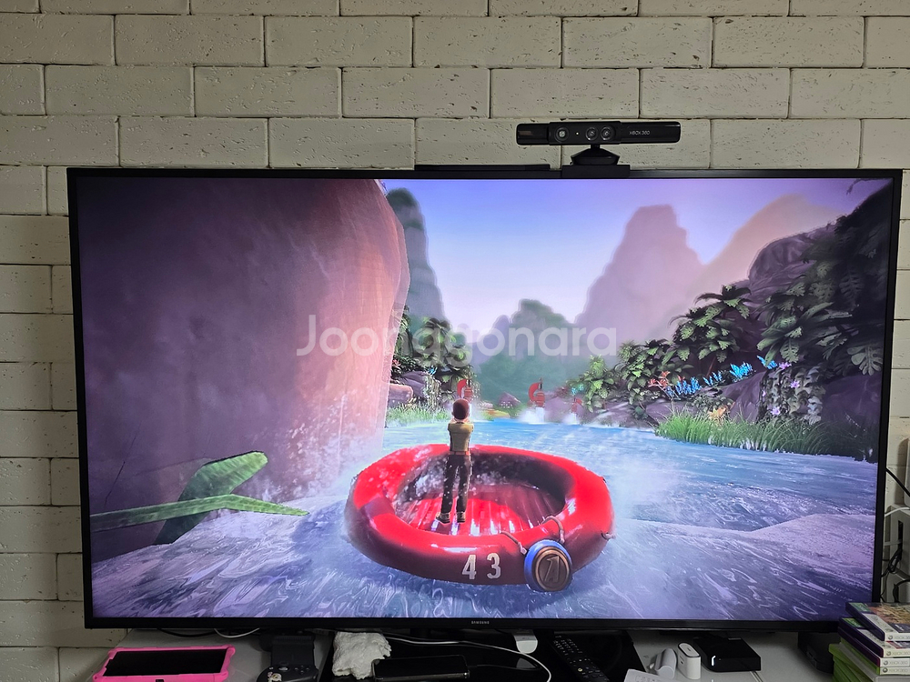 XBOX360S+키넥트+패드2개+게임10개 팝니다.--3
