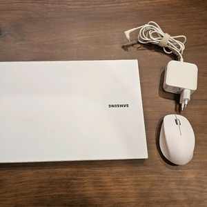 삼성노트북 NT950XDA