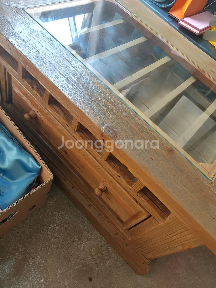 고급스런 원목 장식테이블. 엔틱가구 거실장 진열장--6