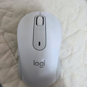 로지텍 시그니처 m650 화이트