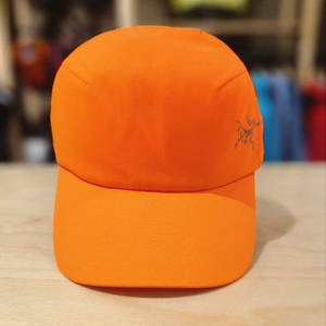 아크테릭스 칼버스 캡 팝니다.(L/XL 사이즈)