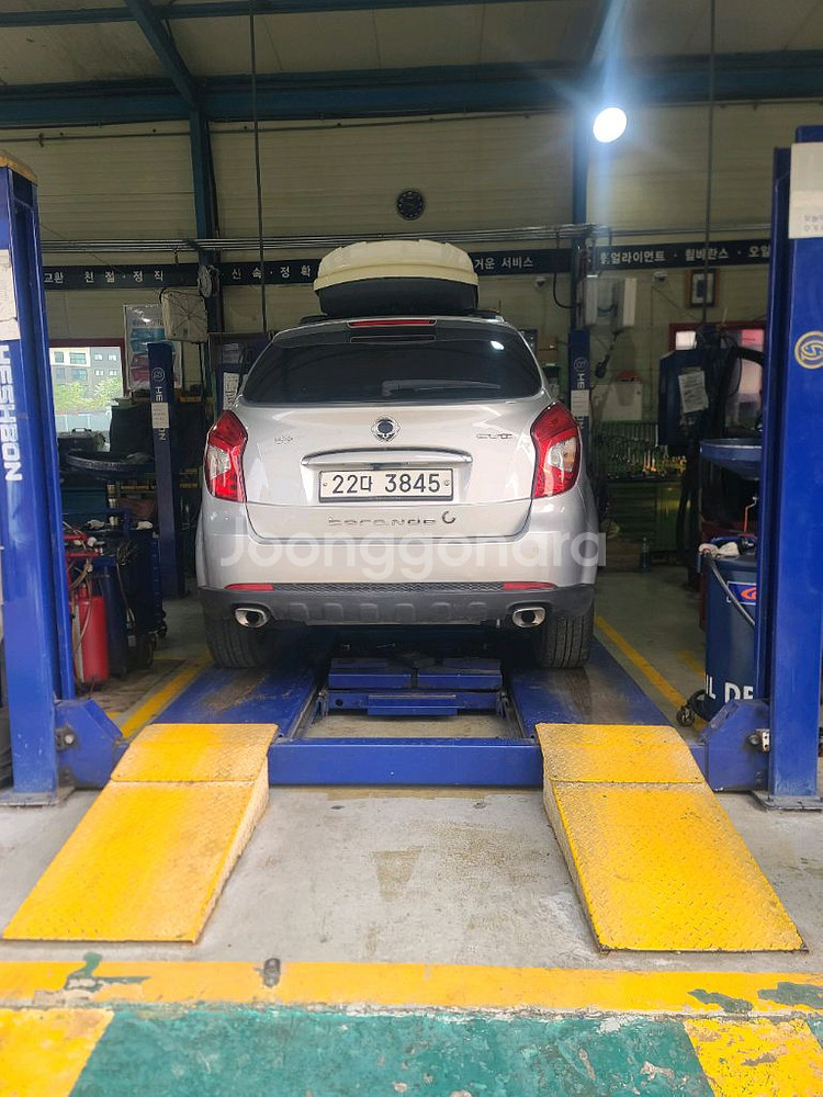 KGM뉴코란도C. C2005인승(디젤2.0)FWD CV--7