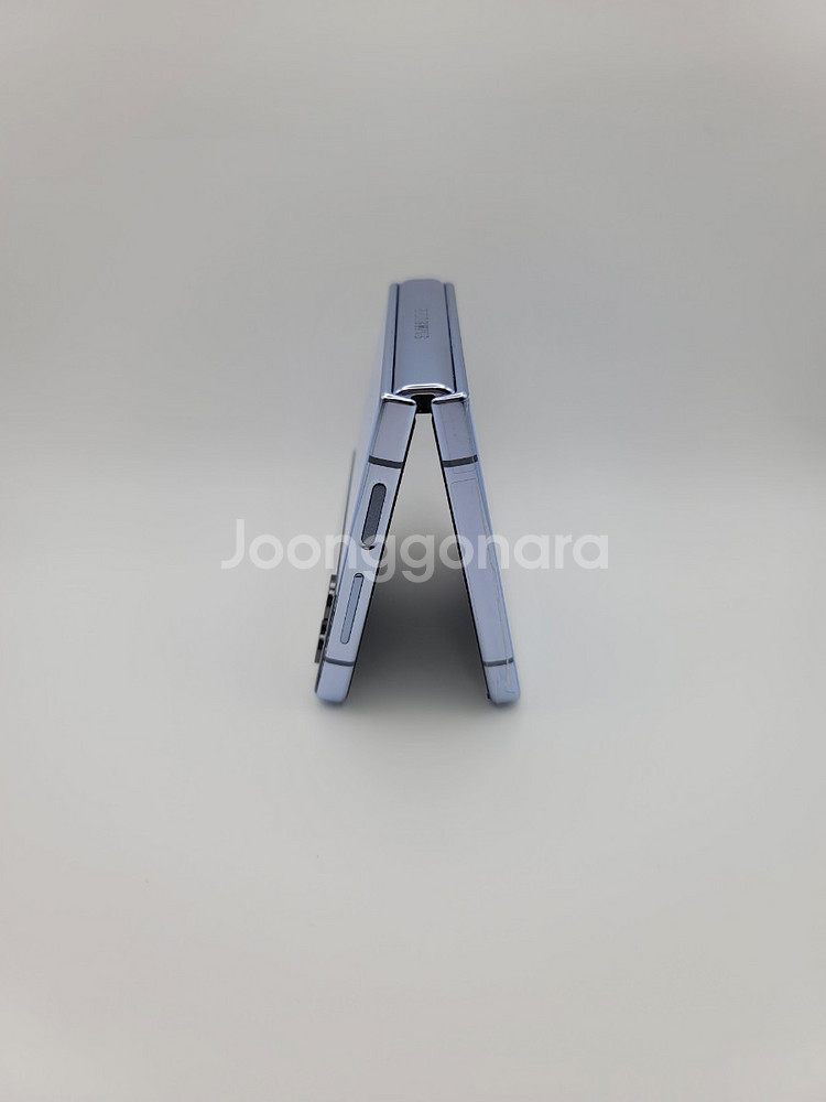 새폰같은 갤럭시 z플립4 512GB (24년8월개통)--1