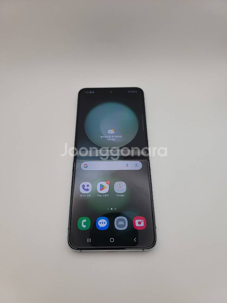 새폰급 갤럭시 z플립5 민트색 512GB 팝니다~--6