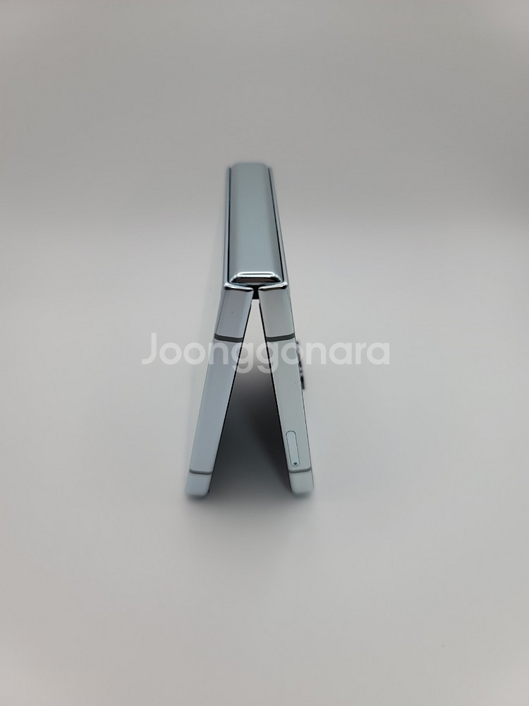 새폰급 갤럭시 z플립5 민트색 512GB 팝니다~--2