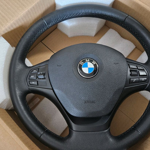 bmw 3gt 순정핸들 16년 9월식 에어백포함