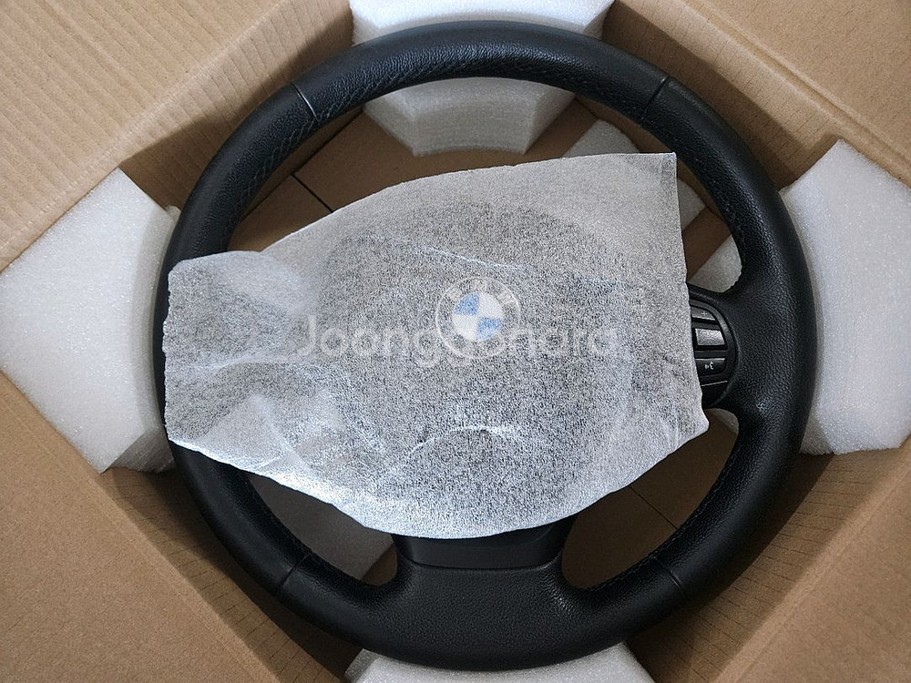 bmw 3gt 순정핸들 16년 9월식 에어백포함--5