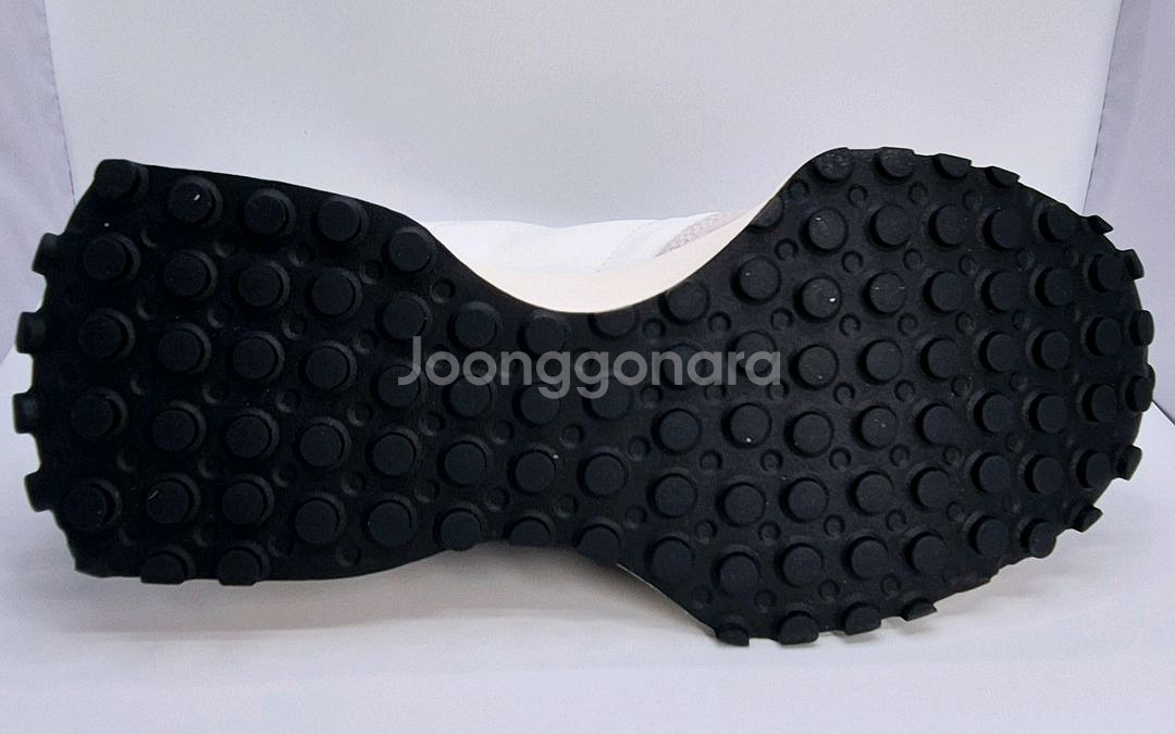 [새상품] 뉴발란스 327 운동화 260mm--4