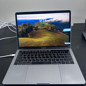 맥북프로 13인치 2019년형 i5 16/512GB