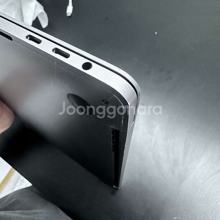 맥북프로 13인치 2019년형 i5 16/512GB--3