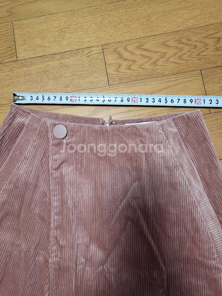 클럽모나코 CLUB MONACO 골덴 치마 44--2
