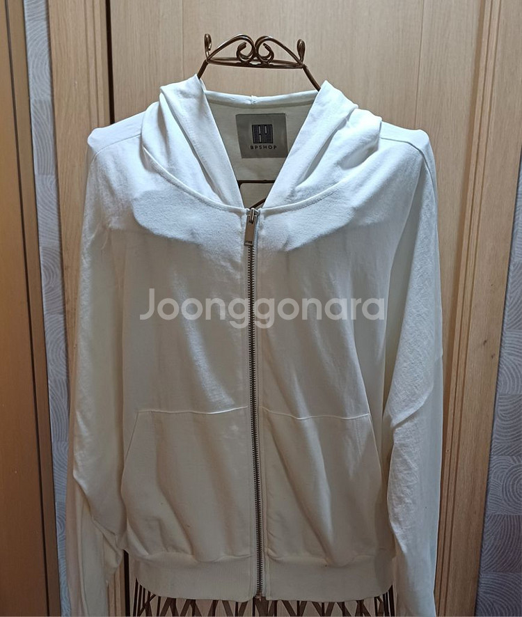 Bpshop 비피샵 후드 점퍼--1