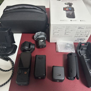 DJI 포켓3 크리에이트 콤보 판매합니다(케어보증남음)
