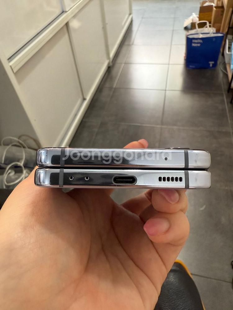 무잔상)갤럭시Z플립4 256GB 블루/ Y859--6