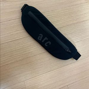 ARC 러닝 슬림 벨트 블랙