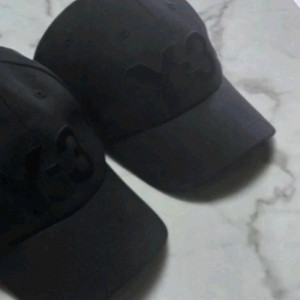Y-3모자2개팝니다