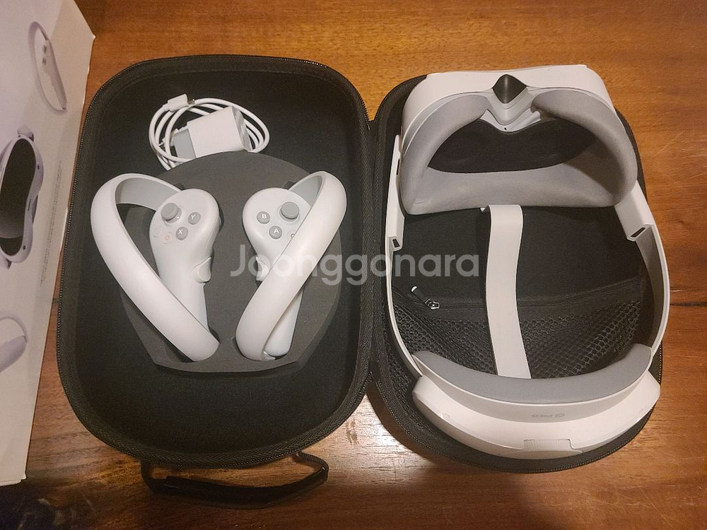 PICO4 VR 판매합니다.--1