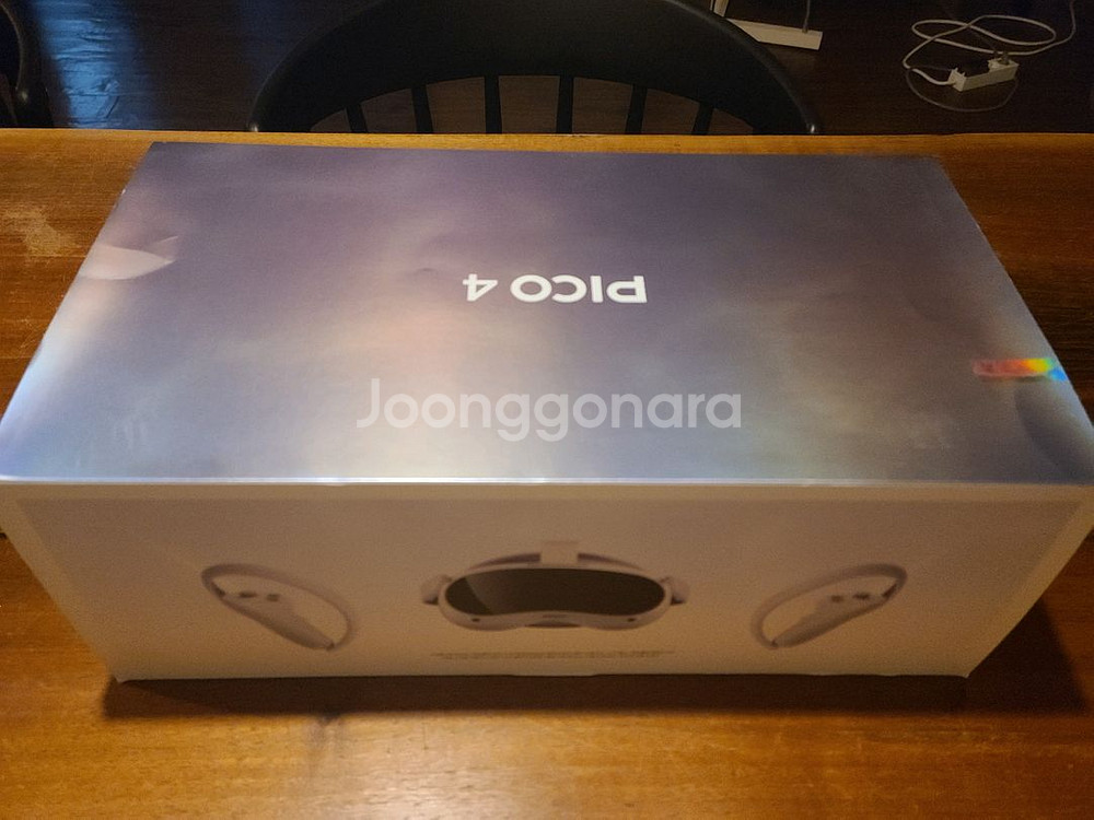 PICO4 VR 판매합니다.--2