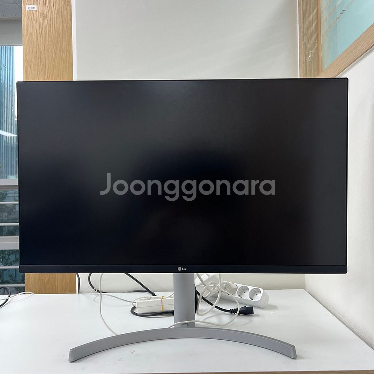 LG 32UN500 32인치 모니터 (B급)--0