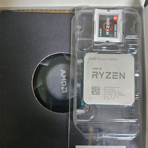 5600X CPU 풀박스 판매합니다.