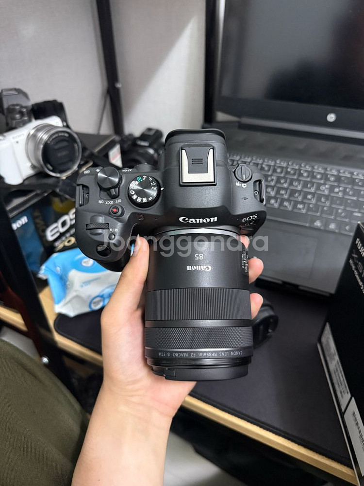 캐논 R6 Mark 2 + RF85MM F2 렌즈--1