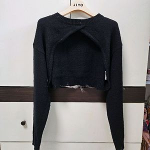 에잇세컨즈 블랙 앞트임 니트