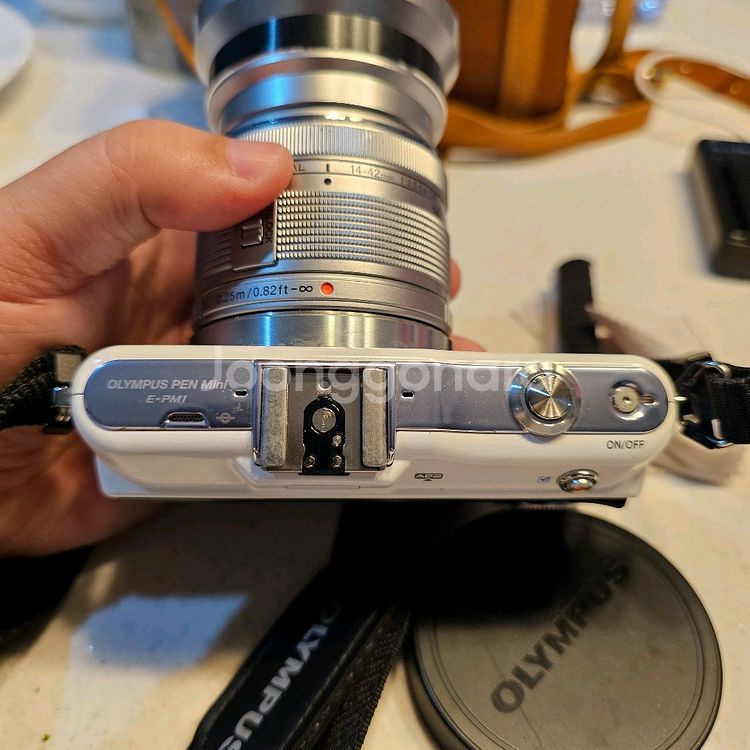 올림푸스 e-pm1 + 14-42mm + @--5