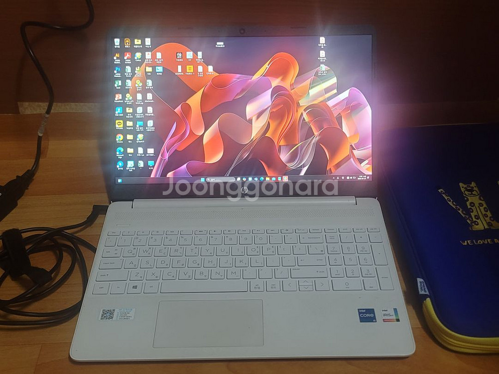 HP 노트북 i5 11세대 화이트--1