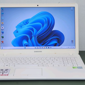 삼성 울트라북 NT500R5M i5-7세대 노트북