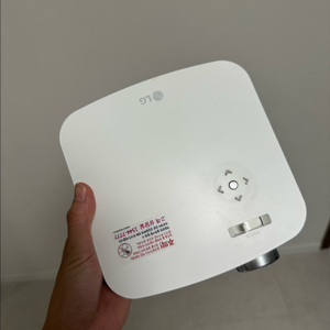 LG 빔프로젝터 LG PF50KS (50만원대에 구매)