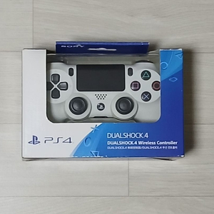 PS4 듀얼쇼크4 박스셋 팝니다