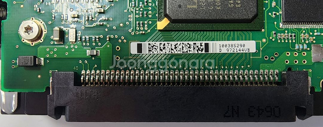 SeagateCheetah 73GB SCSI HDD--3