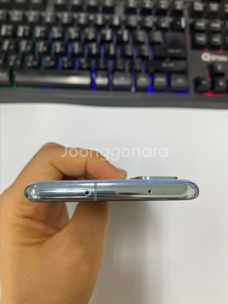 SK 갤럭시S20 블루 외관깔끔 128GB 무잔상급--4