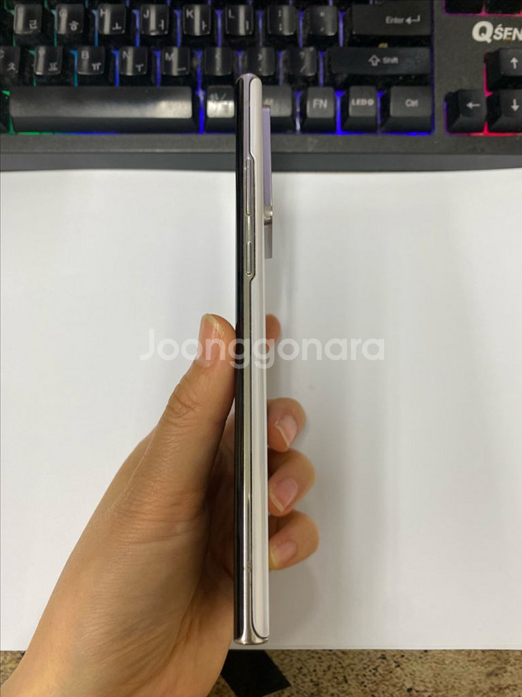 SK 갤럭시노트20울트라 화이트 외관AA급 256G--5