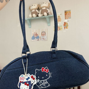 헬로키티 데님 가방 새상품