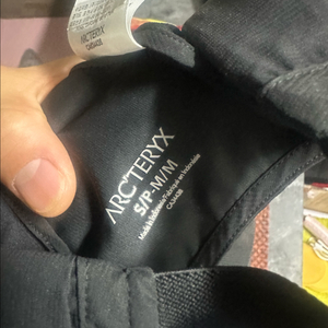 아크테릭스 모자