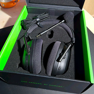 레이저 블랙샤크 V2 프로 2023 / RAZER