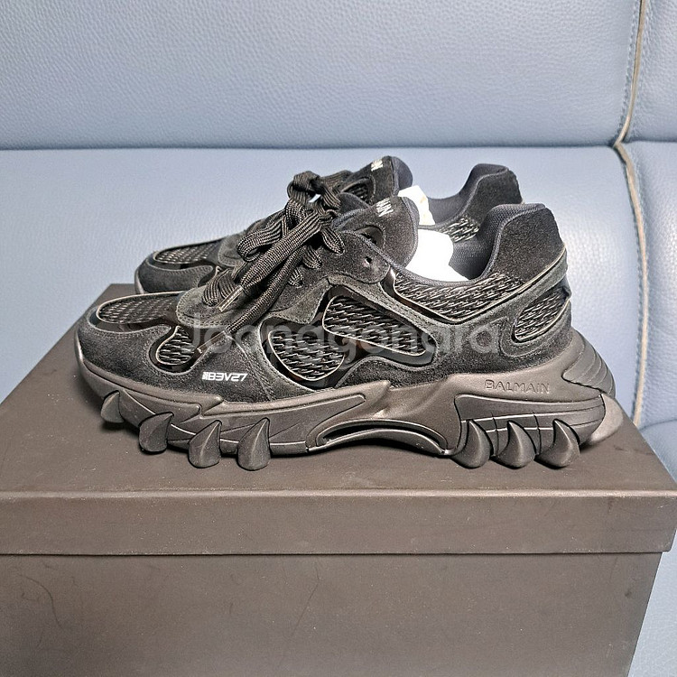 새상품 발망 스니커스 남성40 (250mm)--2