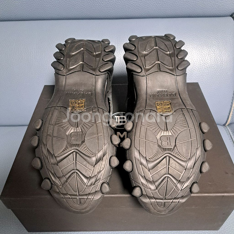 새상품 발망 스니커스 남성40 (250mm)--4