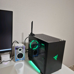 (평택)9800X3D,RTX5070,4tb게이밍 PC