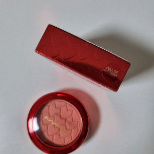 (새상품) 맥 2024 신상 러브스트럭 파우더 블러쉬