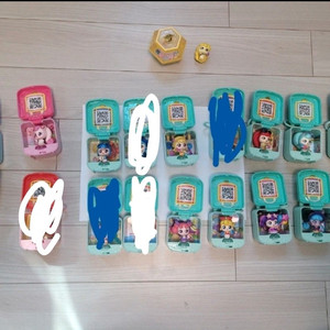 알쏭달쏭 티니핑 피규어 판매 합니다.