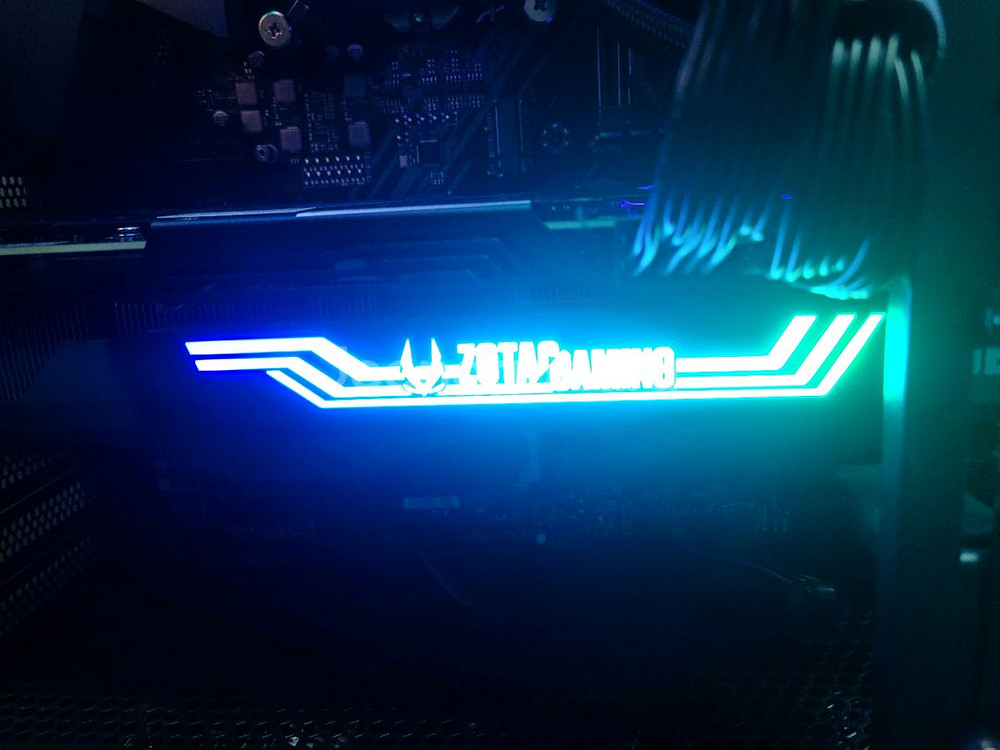 RTX3080 트리니티 APM 홀로 싸게팝니다--3