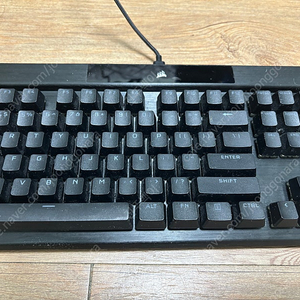 커세어 K70 RGB PRO 기계식 키보드 적축