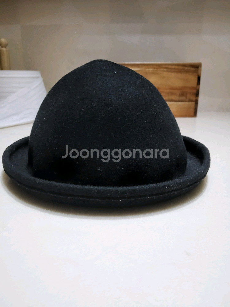검정색 펠트 소재 중절모--0