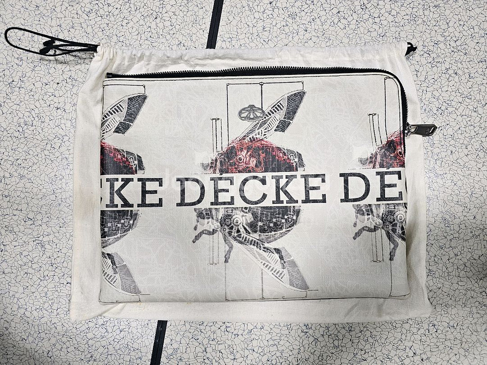 (상태 양호·깨끗함) DECKE 덱케 클러치백--0